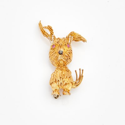 Lot 214 - Gold and Stone Pin, 18K 6 dwt. all