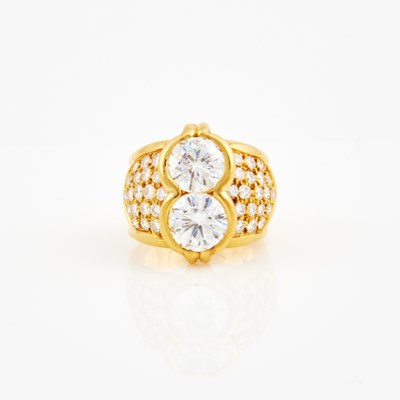Lot 452 - Diamond Ring, 40 diamonds, 2 stones about 4.15 cts., 38 stones about 0.95 ct., 18K 8 dwt., stone    damaged