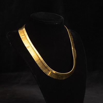 Lot 175 - 18KT Gold Choker Necklace