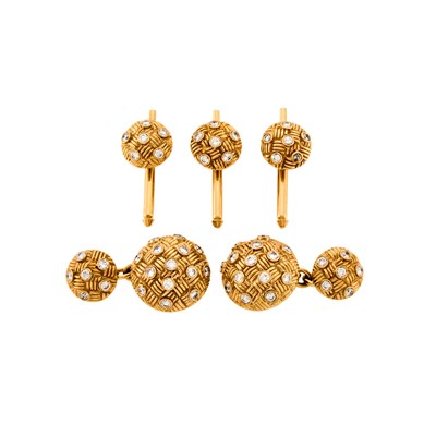 Lot 146 - Gold and Diamond Dress Set