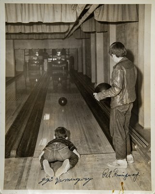 Lot 95 - A photograph of Ernest Hemingway's children, with signatures