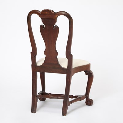 Lot 92 - Queen Anne Mahogany Side Chair