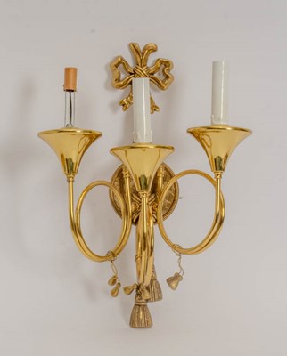Lot 361 - Brass Three-Light Trumpet Form Sconce