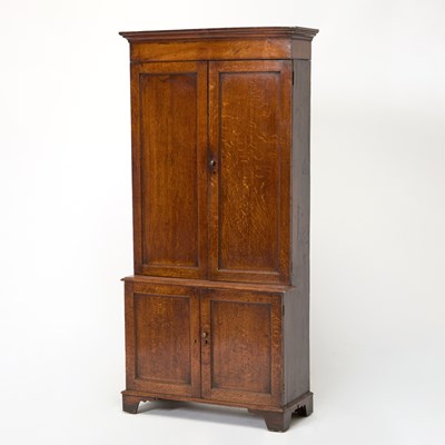 Lot 259 - English Oak Linen Press