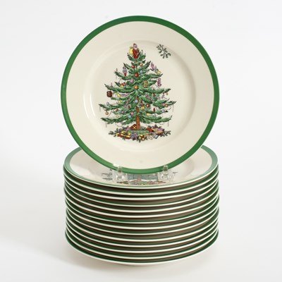 Lot 13 - Set of Fifteen Spode Ceramic Bread Plates