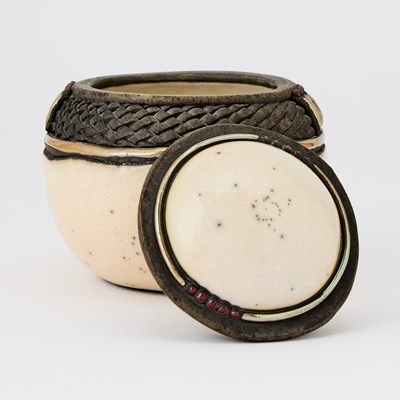 Lot 95 - Candone Wharton Raku Pottery Covered Bowl