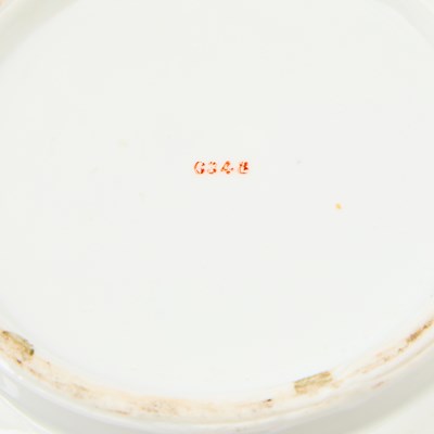 Lot 68 - Imari-Style Porcelain Bowl