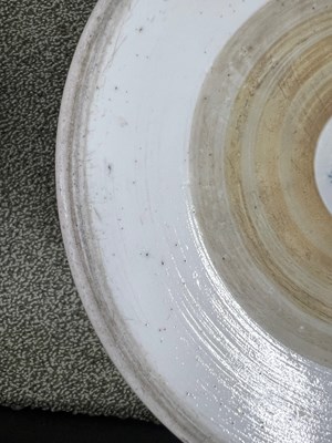 Lot 222 - A Rare Chinese Iron Red and Gilt Decorated Porcelain 'Magpies' Brush Pot, Bitong