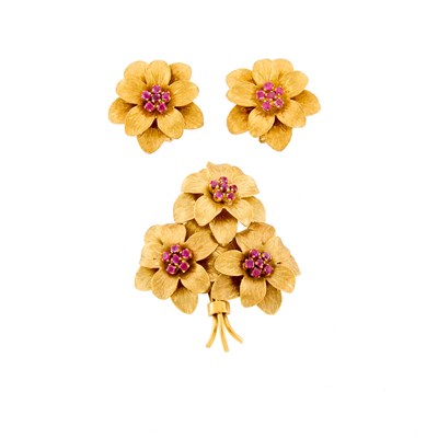 Lot 1013 - Tiffany & Co. Gold and Ruby Flower Brooch and Pair Earclips
