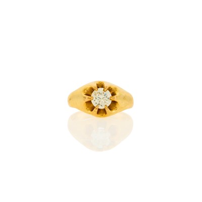 Lot 1073 - Gold and Diamond Ring
