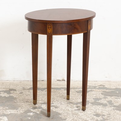 Lot 129 - Kittenger Mahogany Oval Side Table