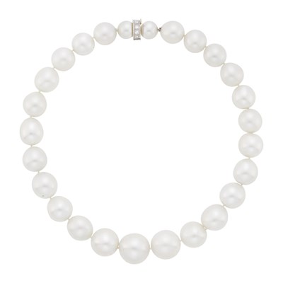 Lot 41 - South Sea Cultured Pearl Necklace with Platinum and Diamond Clasp