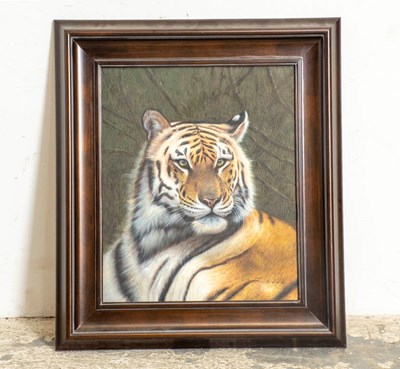 Lot 161 - L. Lianqine