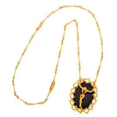 Lot 1038 - Salvador Dalí Gold and Black Onyx 'Christo de San Juan de la Cruz' Pendant-Necklace