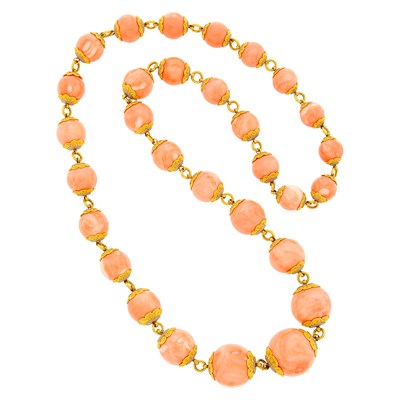 Lot 172 - Emil Meister Long Two-Color Gold and Coral Bead Necklace