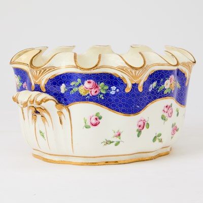 Lot 564 - Pair of Sèvres Porcelain Verrières