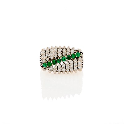 Lot 1089 - White Gold, Emerald and Diamond Ring
