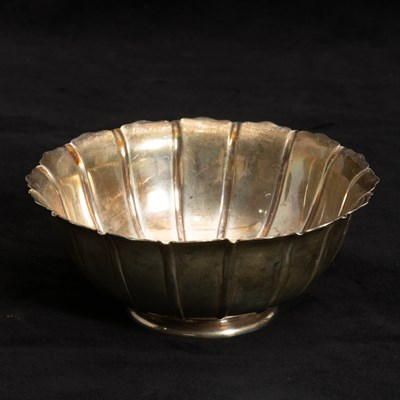 Lot 268 - English Silver Bowl