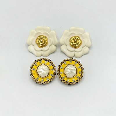 Lot 1265 - Two Pairs of Chanel Costume Earclips
