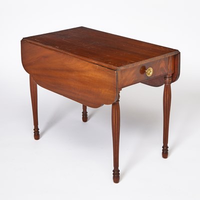 Lot 134 - Federal Style Mahogany Pembroke Table