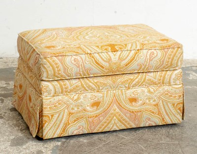 Lot 333 - Ethan Allen Upholstered Ottoman