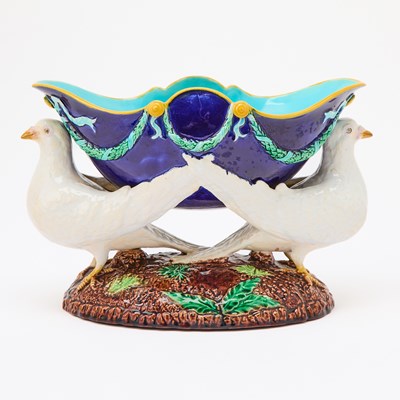 Lot 646 - George Jones Majolica Centerpiece Bowl