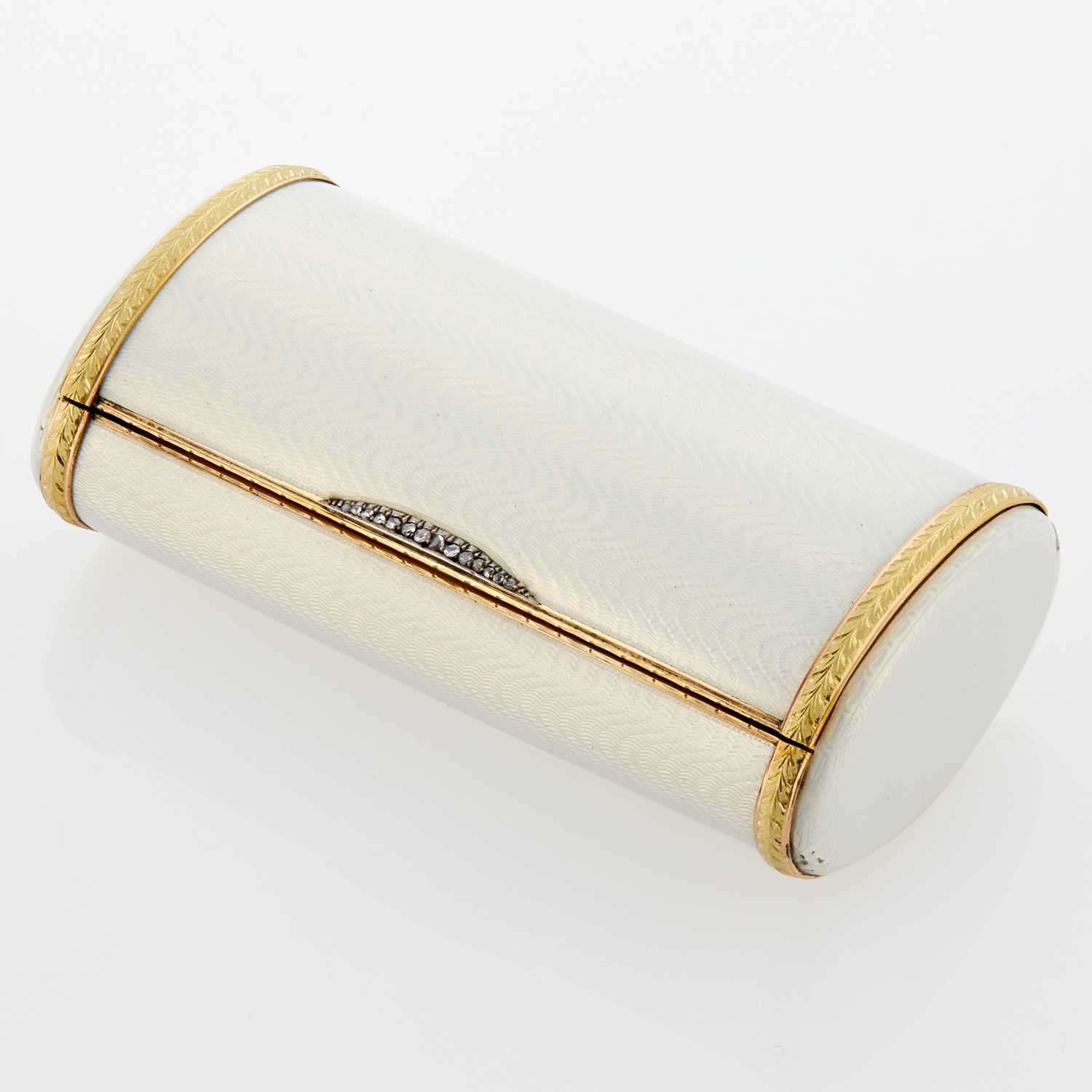 Lot 234 - Fabergé Two-Color Gold, Silver-Gilt and Guilloché Enamel Cigarette Case