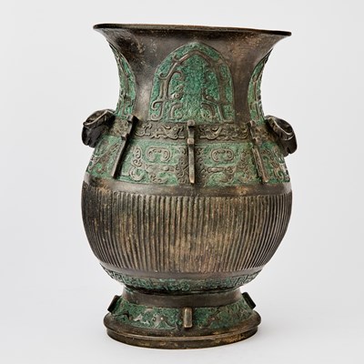 Lot 391 - A Chinese Archaistic Bronze Hu Vase