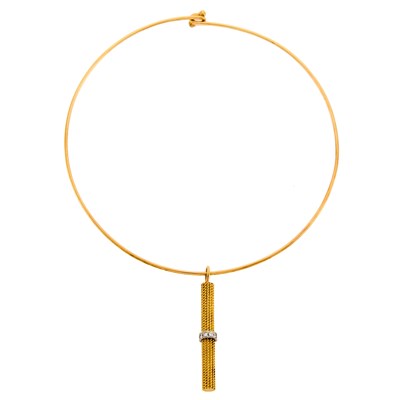 Lot 1014 - Gold Collar Necklace with Two-Color Gold and Diamond Pendant