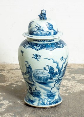 Lot 375 - Chinese Blue & White Oversized Lidded Vase