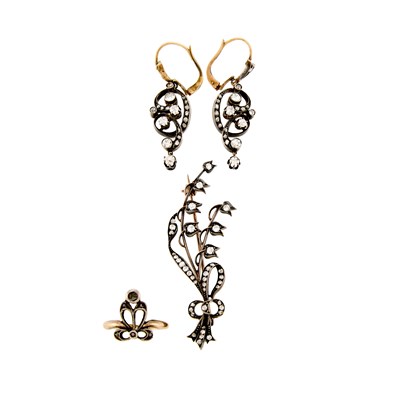 Lot 1126 - Group of Antique Gold, Silver and Diamond Jewelry