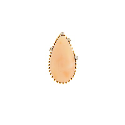 Lot 1211 - Gold, Angel Skin Coral and Diamond Ring