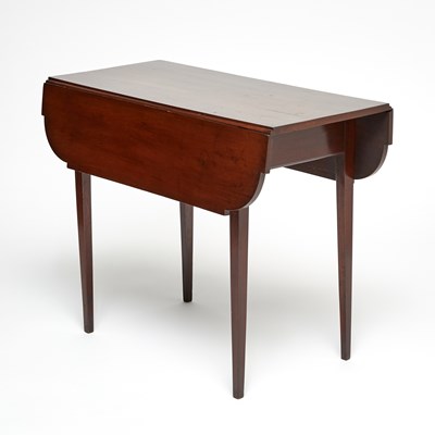 Lot 147 - Federal Cherry Drop-Leaf Table