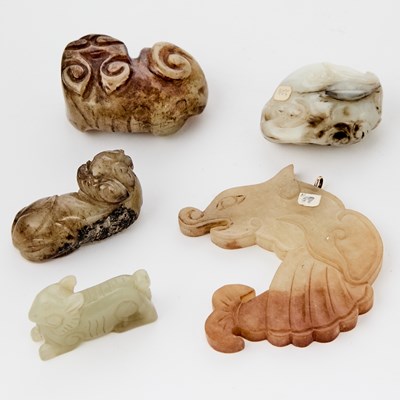 Lot 16 - A Group of Small Chinese Jade Carvings