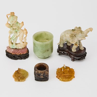 Lot 121 - A Group of Chinese Jade, Jadeite and Hardstone Carvings