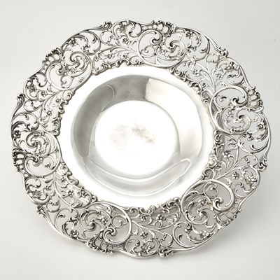 Lot 226 - Howard & Co., Sterling Silver Centerpiece Bowl