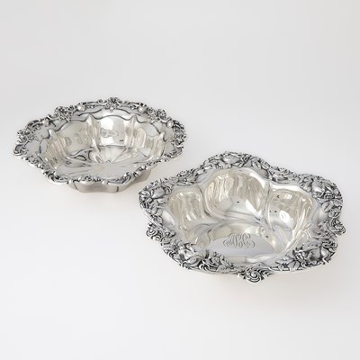 Lot 625 - Two American Sterling Silver Fruit Bowls