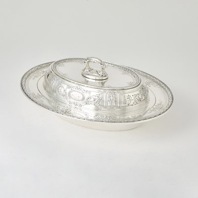 Lot 595 - Gorham Sterling Silver "Maintenon" Pattern Covered Entree Dish