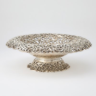 Lot 245 - J.E. Caldwell Sterling Silver Footed Centerpiece Bowl
