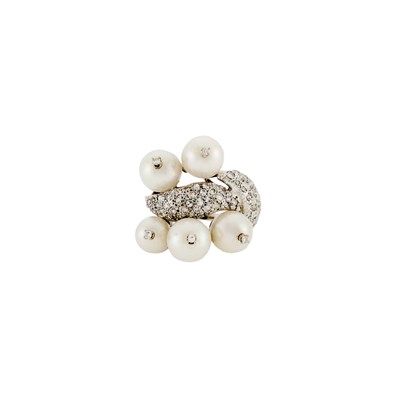 Lot 1100 - Low Karat White Gold, Cultured Pearl and Diamond Ring