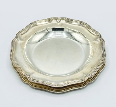 Lot 1098 - French Silver Serving Bowl and Tray