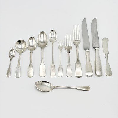 Lot 1155 - Assembled International Silver Co. Sterling Silver "1810" Pattern Flatware Service