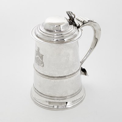 Lot 41 - George III Sterling Silver Covered Tankard