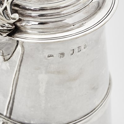 Lot 41 - George III Sterling Silver Covered Tankard