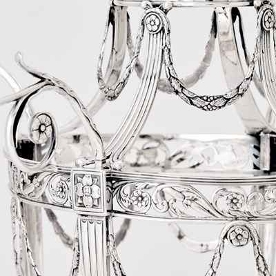 Lot 50 - George III Sterling Silver Epergne