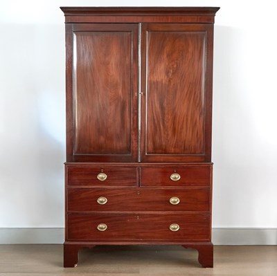 Lot 97 - George III Mahogany Linen Press