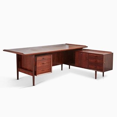 Lot 116 - Arne Vodder Rosewood Desk and Return