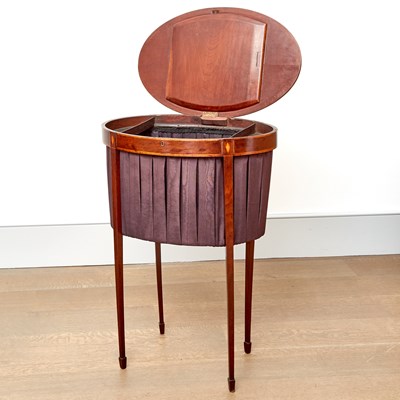 Lot 91 - Attributed to Charleston: Federal Plum Pudding Mahogany Work Table