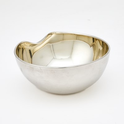 Lot 146 - Elsa Peretti for Tiffany & Co. Sterling Silver Small Bowl