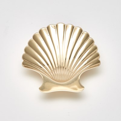 Lot 341 - Tiffany & Co. 14Kt Gold Shell Form Dish